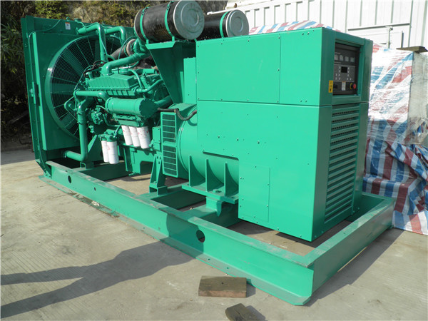 运河发电车出租-柴油发电机组在使用的过程中应该做好哪些防护工作