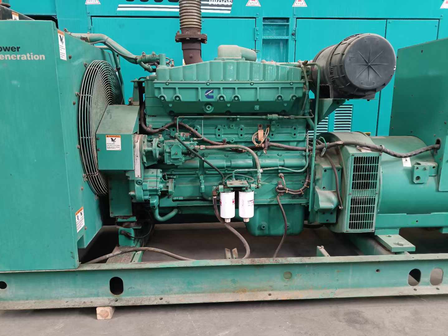 运河过载会对 600kW 柴油发电机组造成哪些损害？