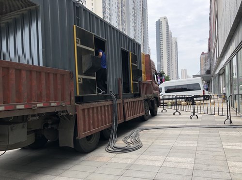 运河冷却液不足的情况下如何检查柴油发电机组？